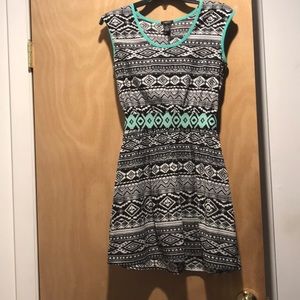 NWOT tribal print dress